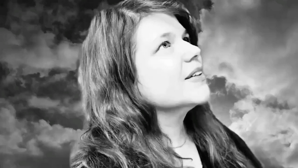 Raindrops Keep Falling On My Head - (Medley) -   YouTube