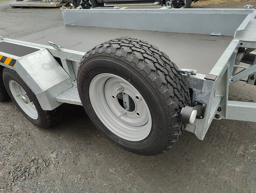 Miniatyrbild: Nugent Maskinsläp P3116H | 3500 kg