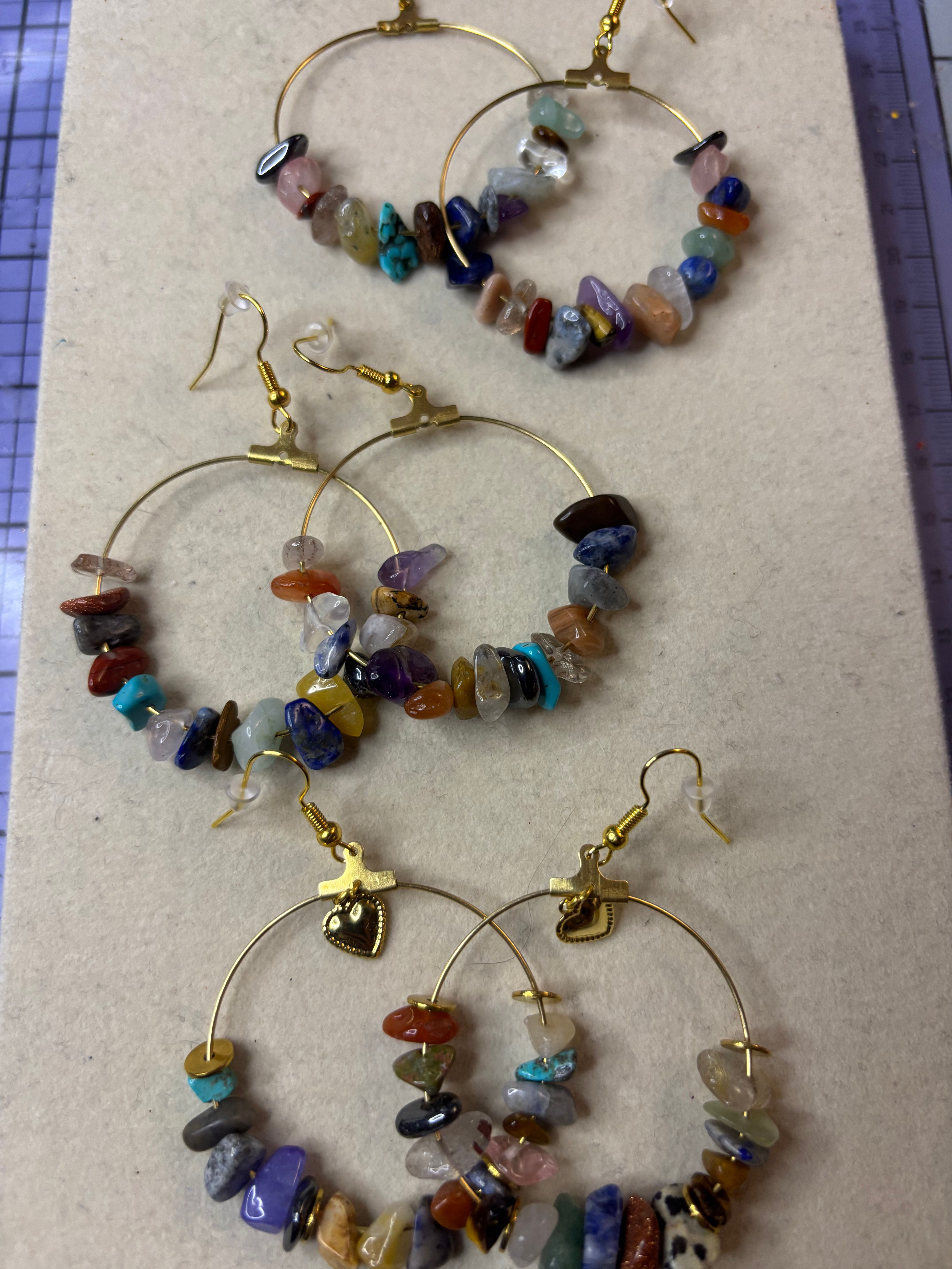 "Les betty" Boucles d'oreilles en chips de perles naturelles