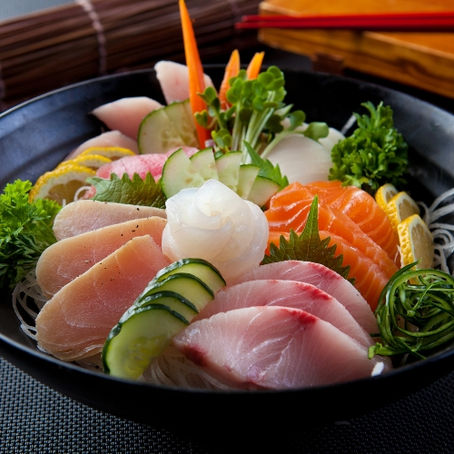 Menu Takumi Có Những Loại Sashimi Nào Ngon?