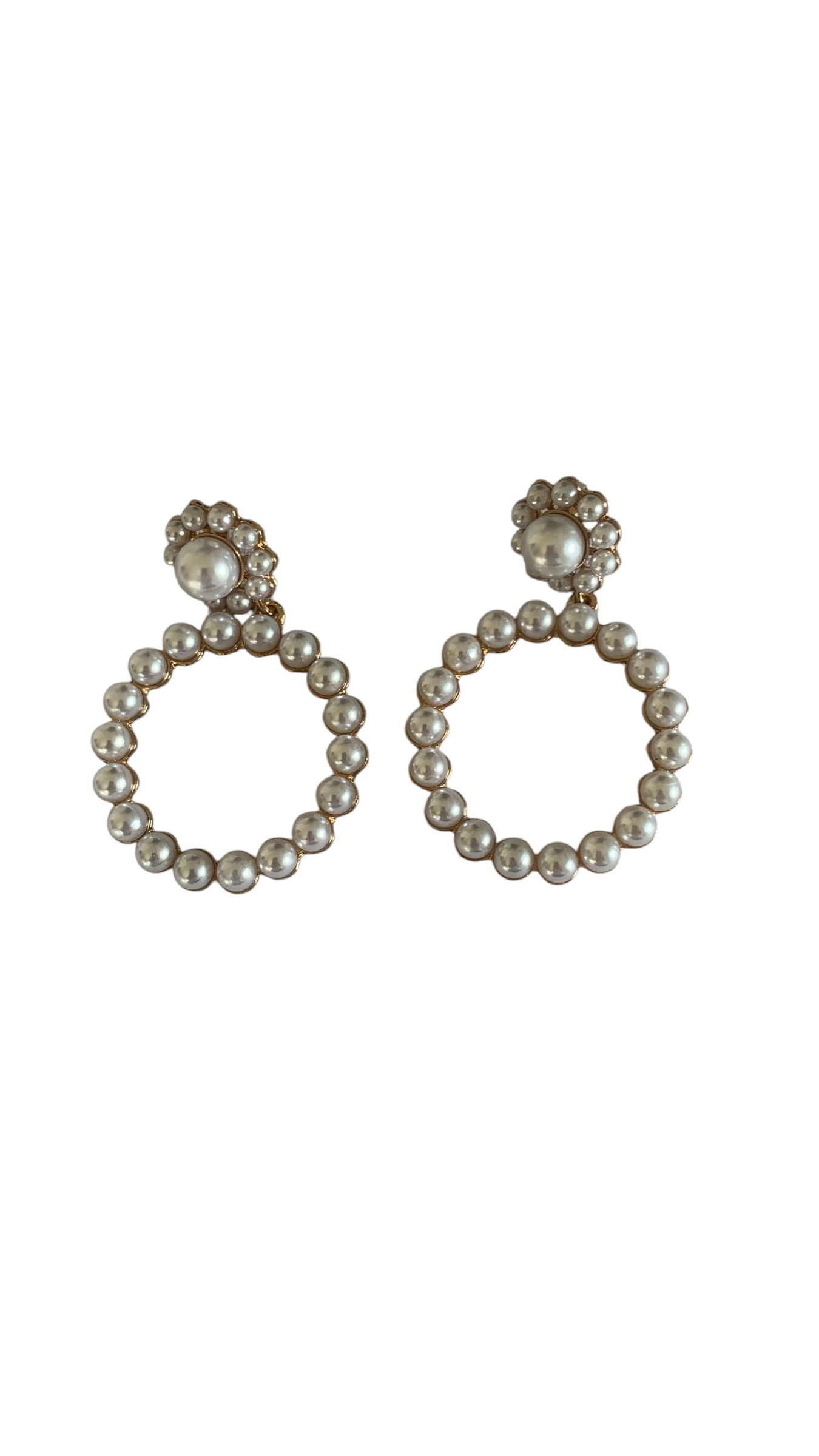 Faux Pearl Hoops in Gold surround