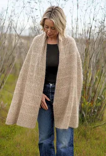 weich fallende Stola