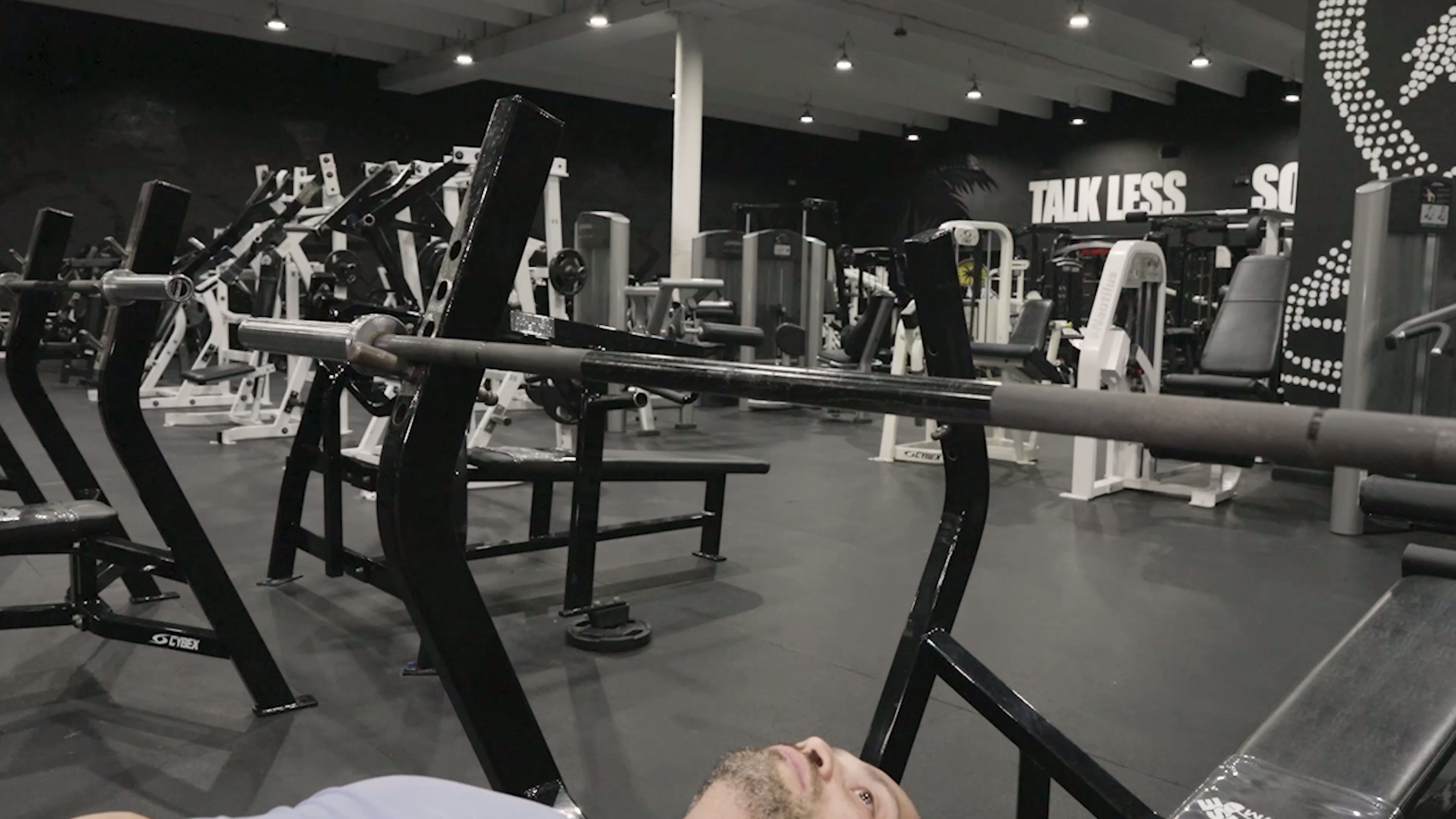 Close Grip Barbell Bench Press
