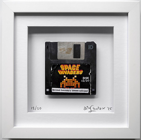 Arlo Sinclair, Space Invader, 24 x 24cm