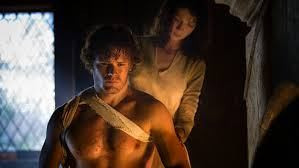 outlander-claire-nurse-in-past