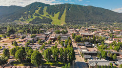 AdobeStock_295038948