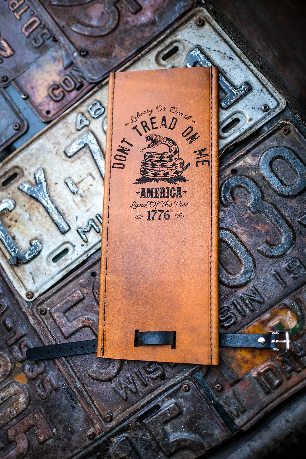 Thumbnail: Dont Tread on Me 1776 Leather Gas Tank Panel Bib Harley Davidson Split Tank