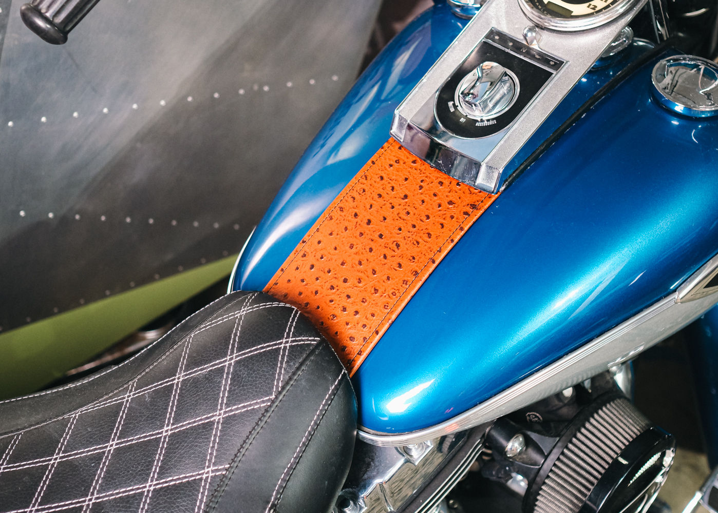 Tan Real Leather Ostrich Texture Gas Tank Panel fits Harley DavidsonT