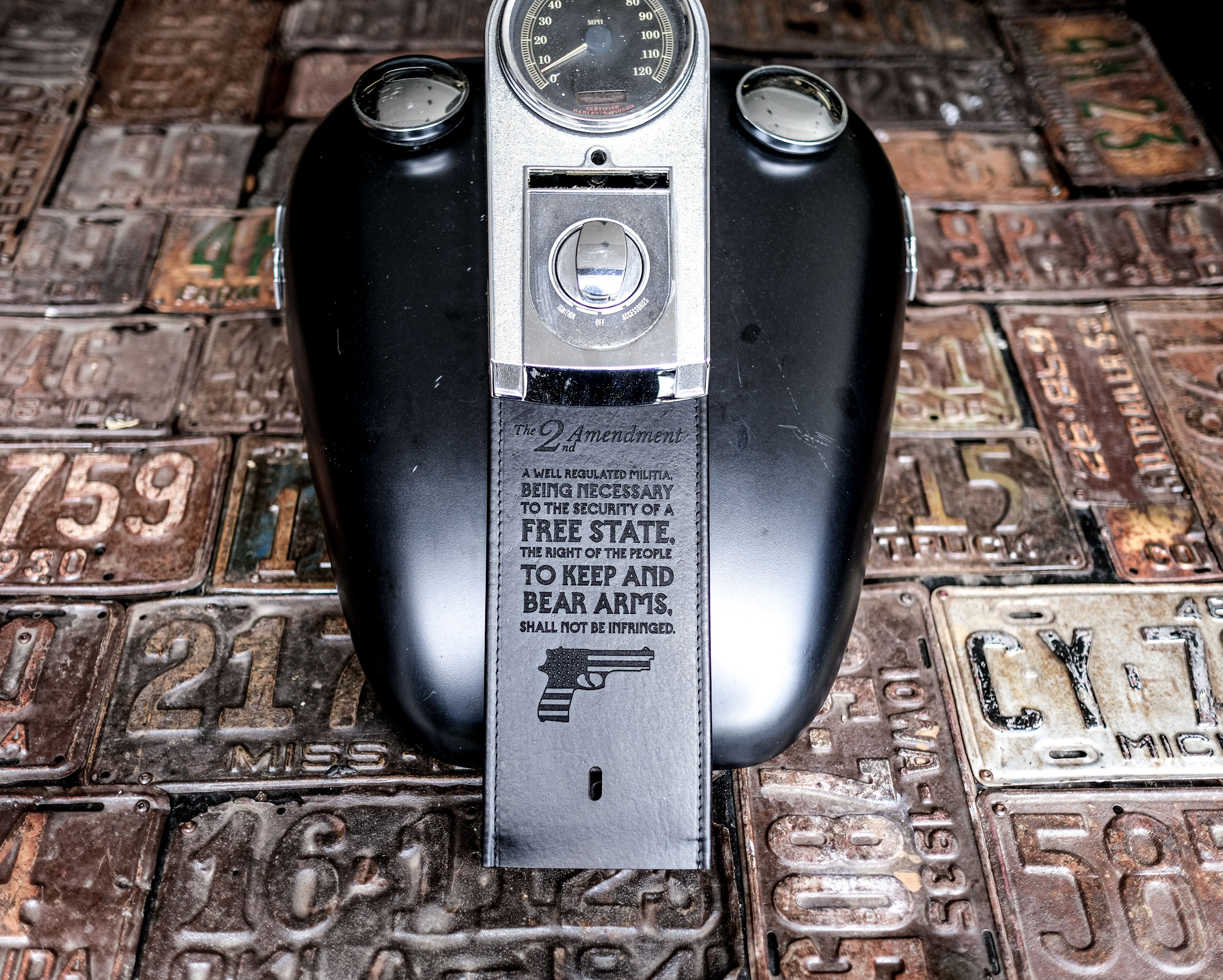 Pro 2nd Amendment 27 words Harley Davidson Fatboy Leather Gas Tank Bib Panel