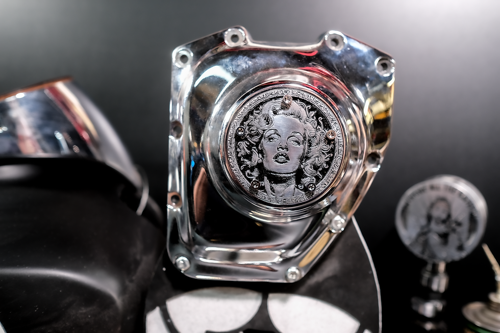 Thumbnail: Hot Marilyn Monroe Engraved Timing Points Cover Harley Davidson Twin Cam 99 - 17