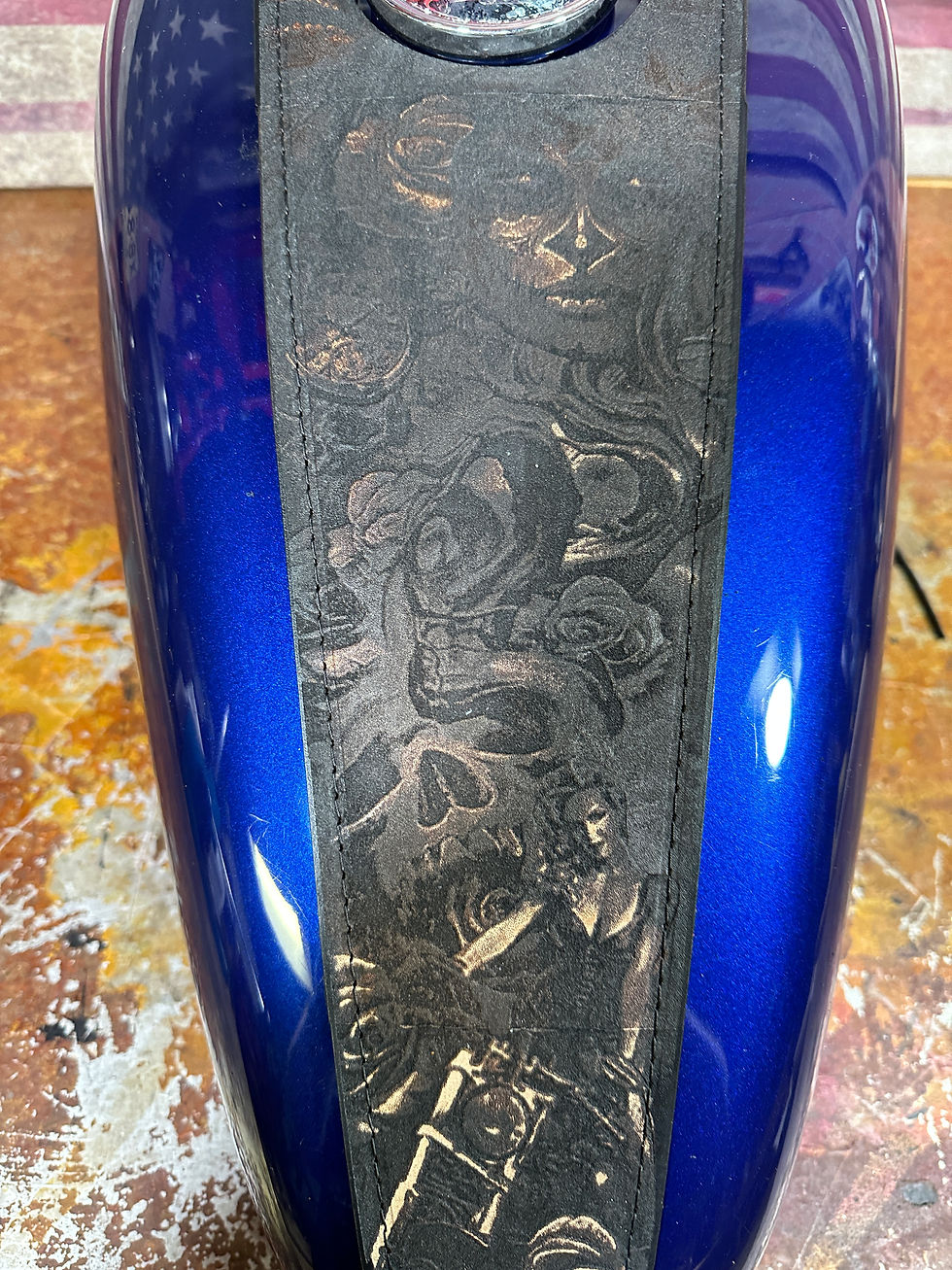 Thumbnail: Día de Muertos real Leather Harley Davidson Sportster 883 1200 Gas Tank Bib Felt