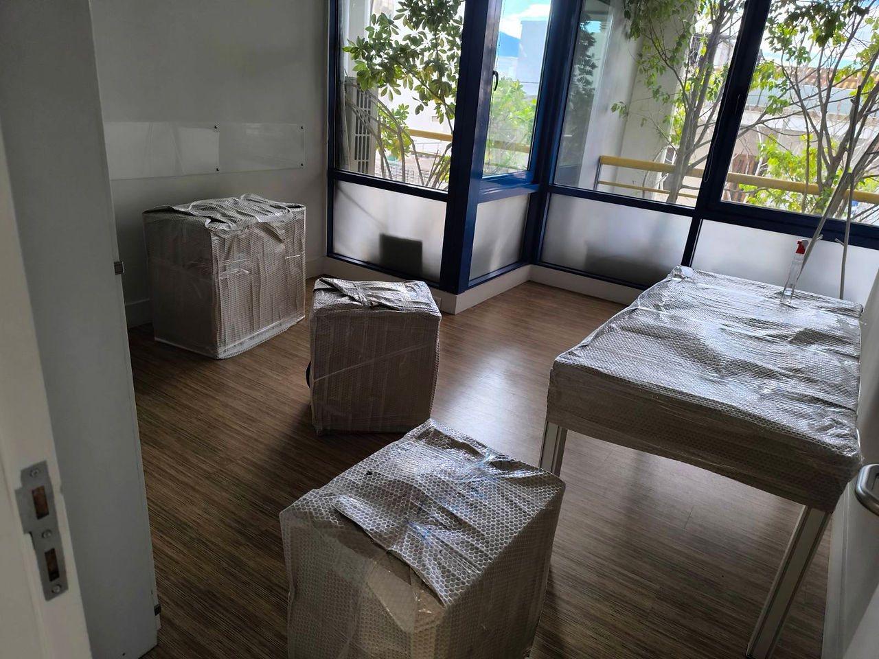 μετακομίσεις εταιρειών, μετακόμιση επιχείρησης, μεταφορά γραφείων, επαγγελματικές μετακομίσεις, μετακομίσεις γραφείων, metakomisi 24, ΜΑΤΑΚΟΜΙΣΗ 24