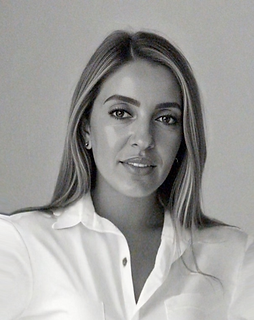 Headshot of owner Mariam Jebrouni