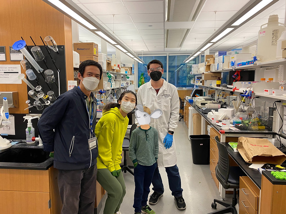 Science Show for a CHOP Patient in the Brenner Bioengineering Lab!