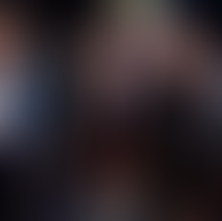 Bolsonaro é vaiado em marcha nacional dos vereadores que gritam por "Lula", e leva tombo na saída