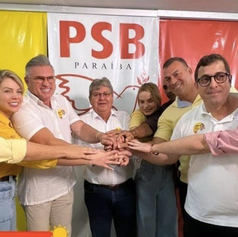 Julian Lemos anuncia apoio a João Azevedo no segundo turno