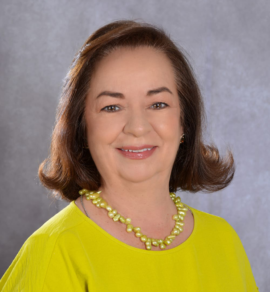 Writer: Carmen Sofía Rivero