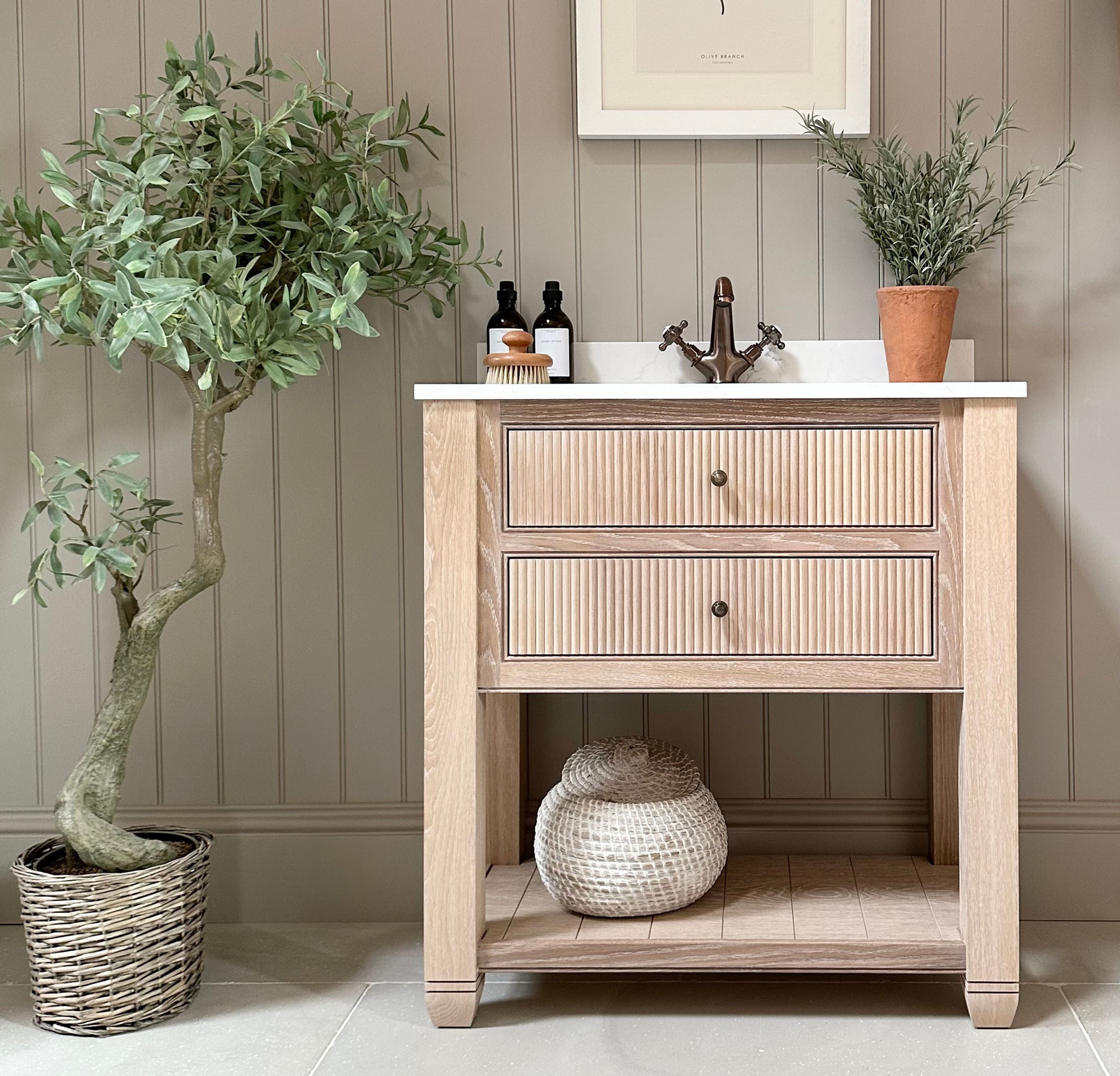 THE TIDDESLEY ~ REEDED