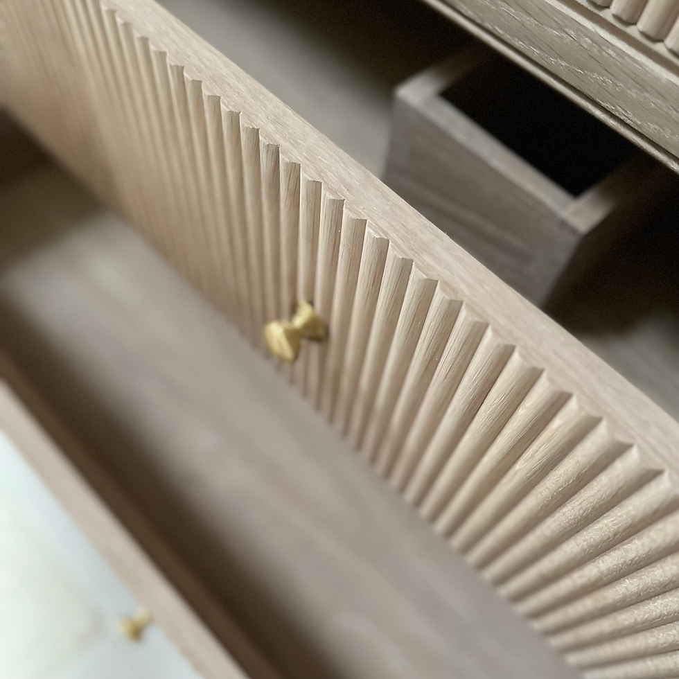 Thumbnail: THE WARWICK ~ REEDED
