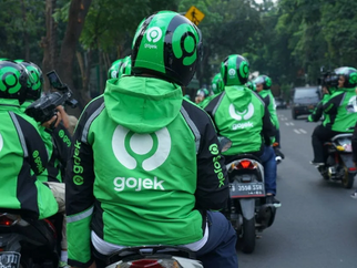 Fierce ride-hailing market in Vietnam: Grab starts making billions in profit, putting pressure on competitors, Gojek loses nearly 6,000 billion before "giving up"