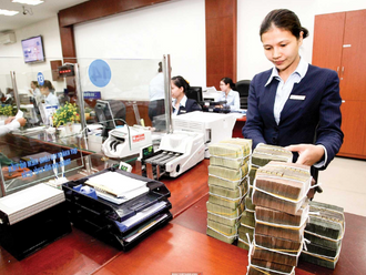 Các ngân hàng rót 41 tỷ USD vào thị trường bất động sản Việt Nam trong năm 2023