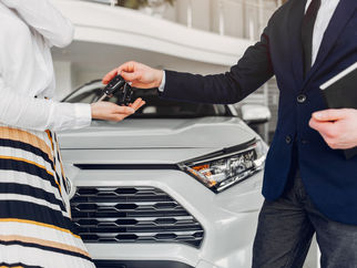 Doanh số bán ô tô và xe máy chậm trong "Tháng cô hồn"