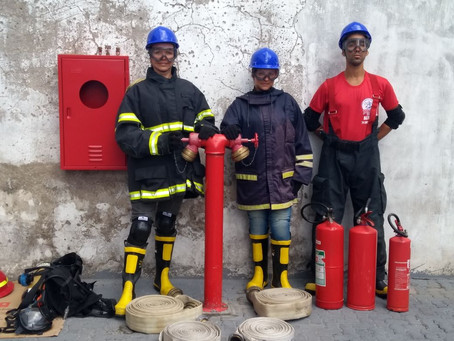 Formação de Bombeiros Civis para INFRAERO - Empresa Brasileira de Infraestrutura Aeroportuária