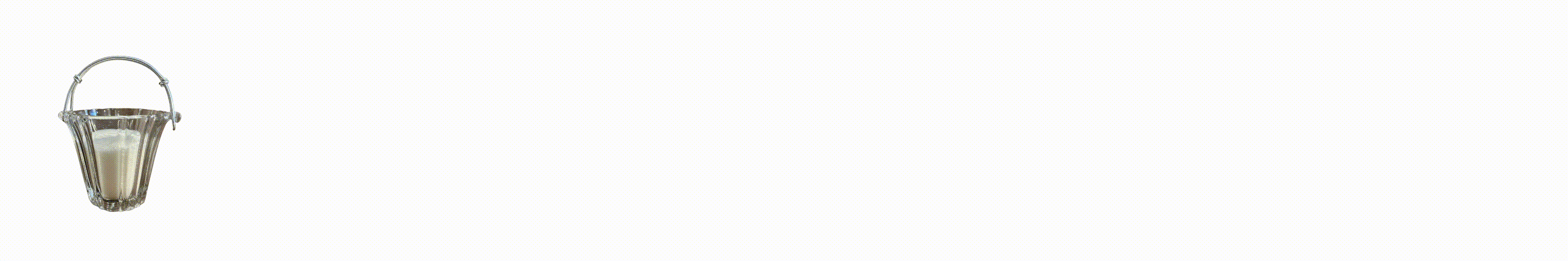 bougies parfumées en cire végétale fabriquées à partir de contenants chinés en brocantes parisiennes