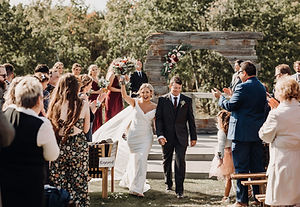 Outdoor wedding venue ceremony at Double Dam Golf Course.