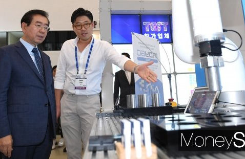 [머니S포토] '협동로봇 인디'의 능력은