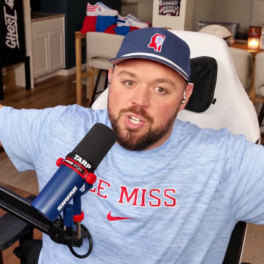BobbyRayGray at his streaming setup