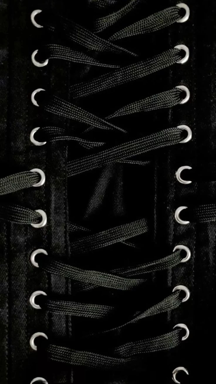 lace up.jpeg