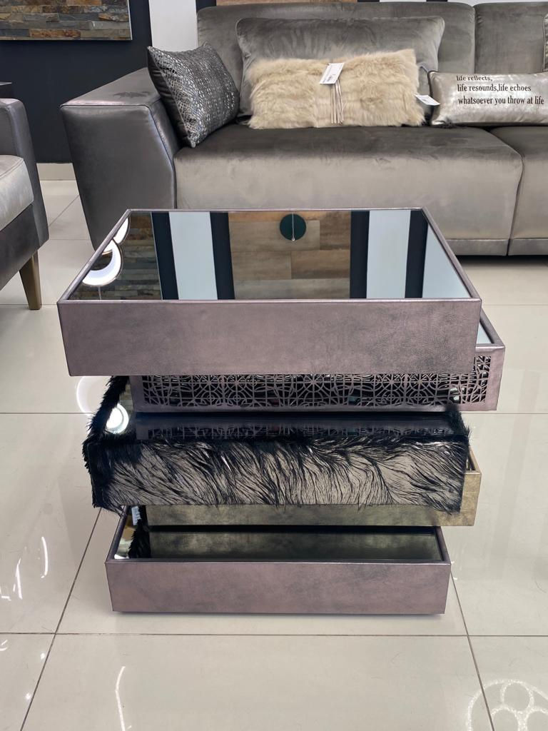 Coffee Table Perron