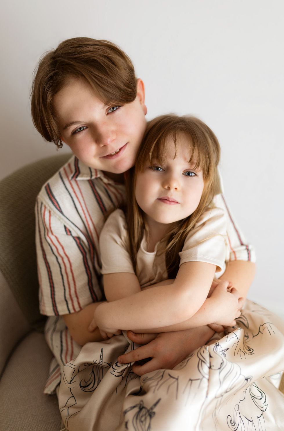 rodzinna sesja w studio Tarnowskie Góry, naturalna sesja rodzinna Śląsk, zdjęcia rodzinne Tarnowskie Góry i okolice, fotograf rodzinny, cennik sesji rodzinnej
