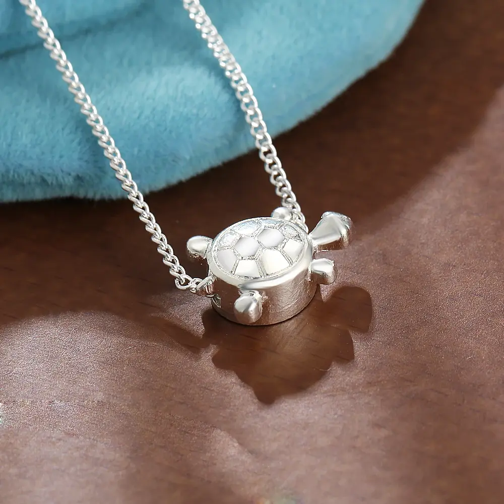 Tornozeleira Feminina com Pingente de Tartaruga em Prata Boho