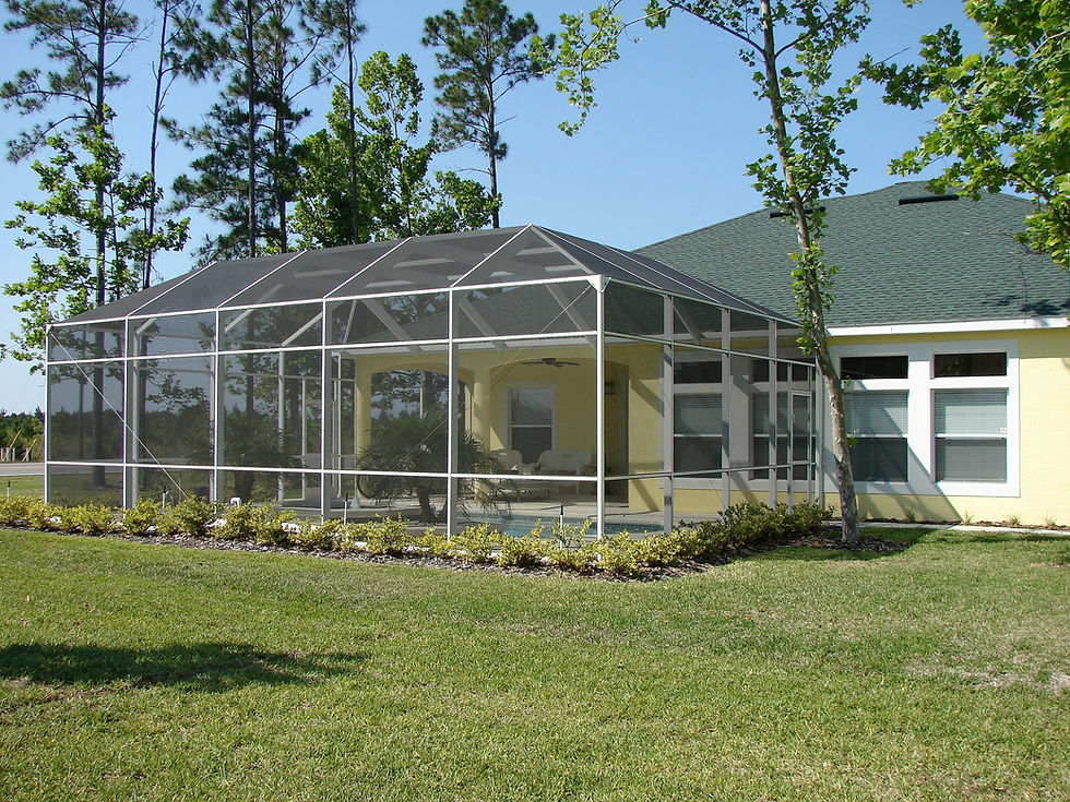 Enclosed Patio Area