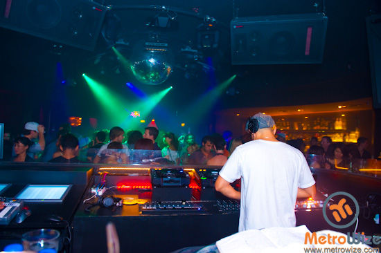 KANE IAN STEREOLAB SINGAPORE