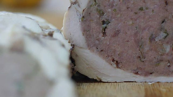 Poulet Farci sauce 75₪/kilo