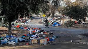 7 Practical Ways You Can Help People Experiencing Homelessness