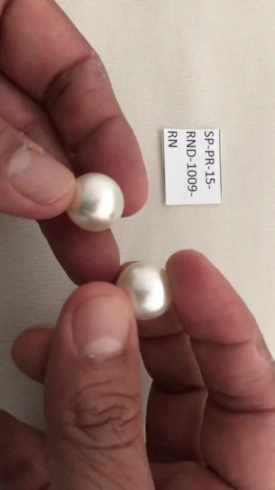 Pair of Round South Sea Pearls AAA 15MM  Item SP-PR-15_RND-1009-RN