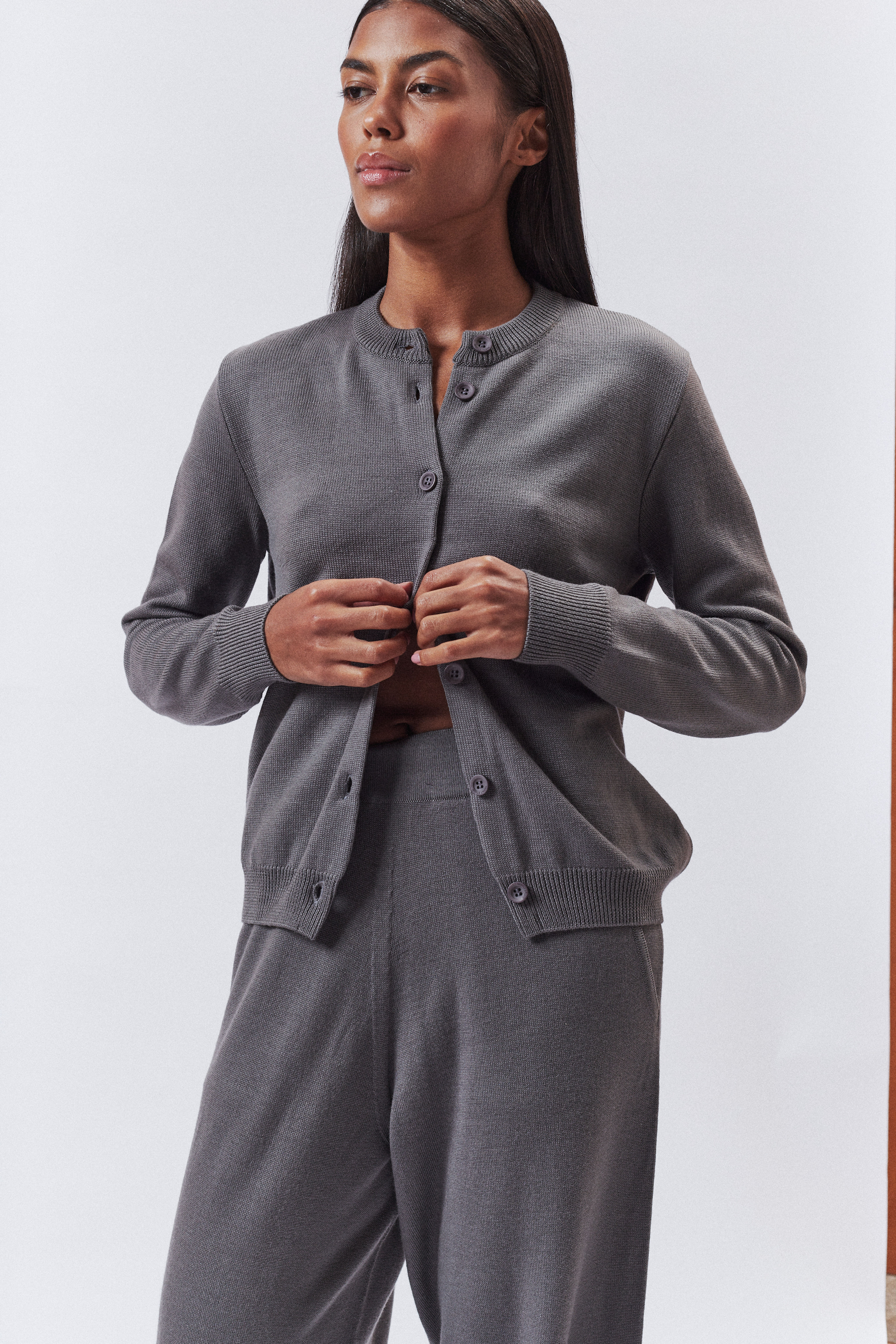 Кардиган на ґудзиках