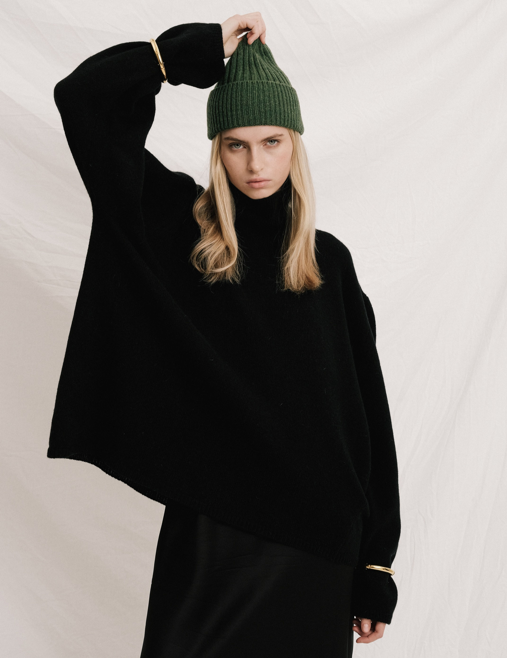 Шапка  з  кашеміру та вовни 