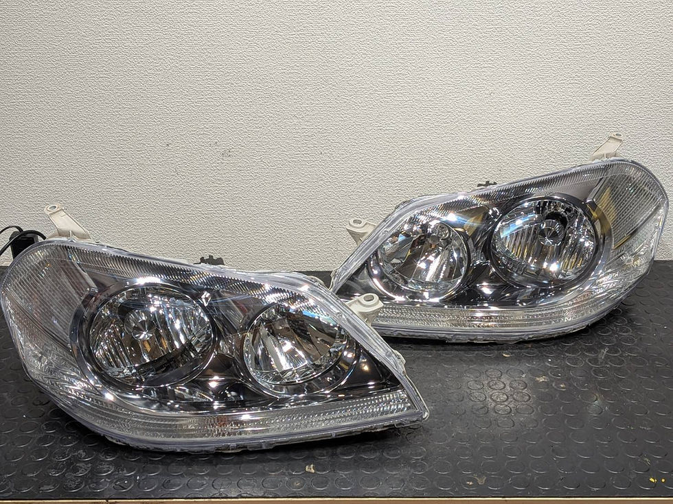 トヨタ(TOYOTA)110系マークII後期/ヘッドライトレンズ交換/ヘッドライト殻割り/ヘッドライトレンズクラック除去/ヘッドライト黄ばみ除去/ヘッドライトリペア/郵送施工/東京都