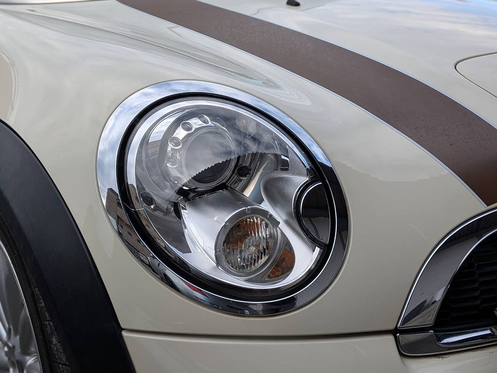 MINI(ミニ) クーパーS(R56) ヘッドライトレンズ交換/ヘッドライト殻割り/ヘッドライトレンズ黄ばみ/ヘッドライトリペア/車両持ち込み/東京都から