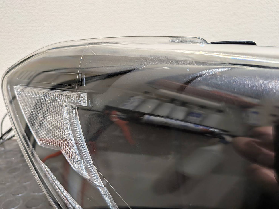 社外ヘッドライト(LIBERAL)/スバル（SUBARU）WRX STI VAB/ヘッドライトレンズ内側曇り除去/ヘッドライトリペア/ヘッドライト表面研磨/PPF（プロテクションフィルム）/郵送施工/静岡県から