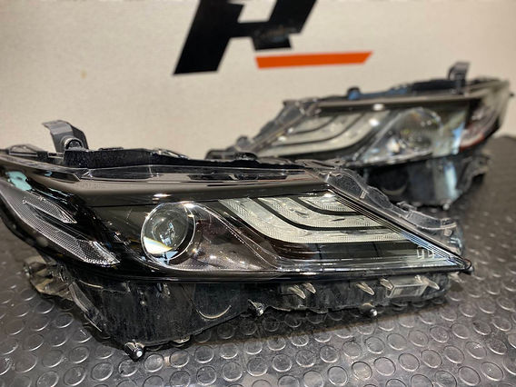 トヨタ カムリ 70系 ヘッドライトインナー塗装/ヘッドライト殻割り