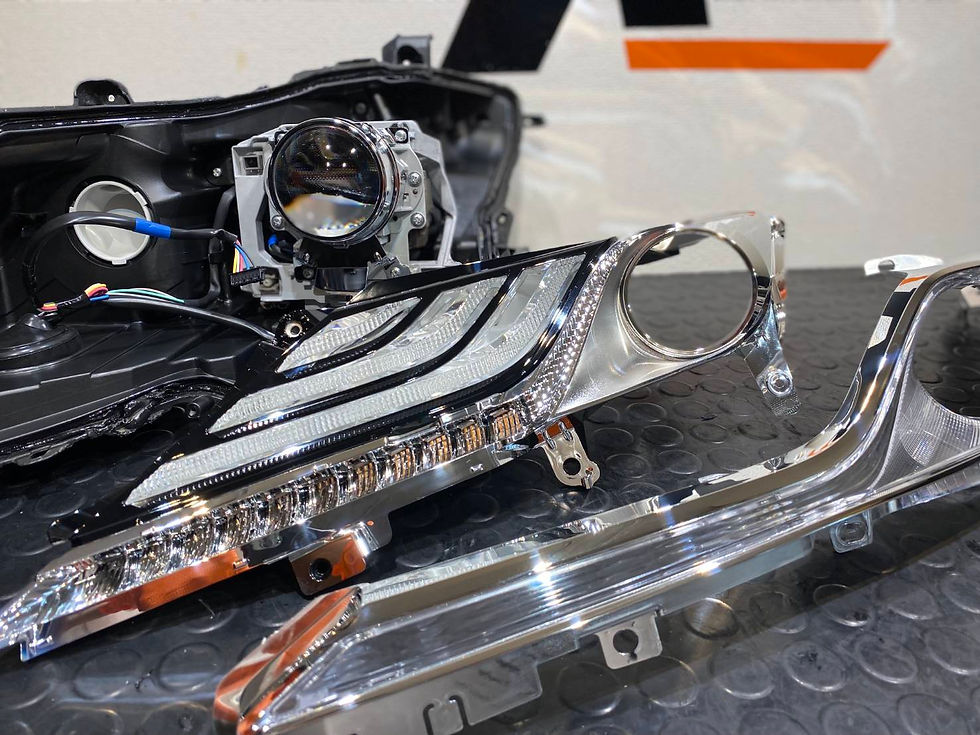 トヨタ カムリ 70系 ヘッドライトインナー塗装/ヘッドライト殻割り/ヘッドライトインナーブラック塗装/ヘッドライトカスタム/郵送施工/神奈川