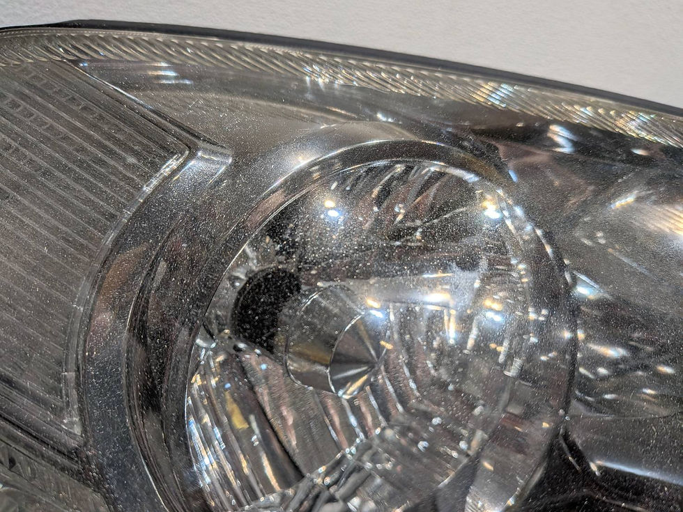 トヨタ(TOYOTA)110系マークII後期/ヘッドライトレンズ交換/ヘッドライト殻割り/ヘッドライトレンズクラック除去/ヘッドライトリペア/郵送施工/東京都