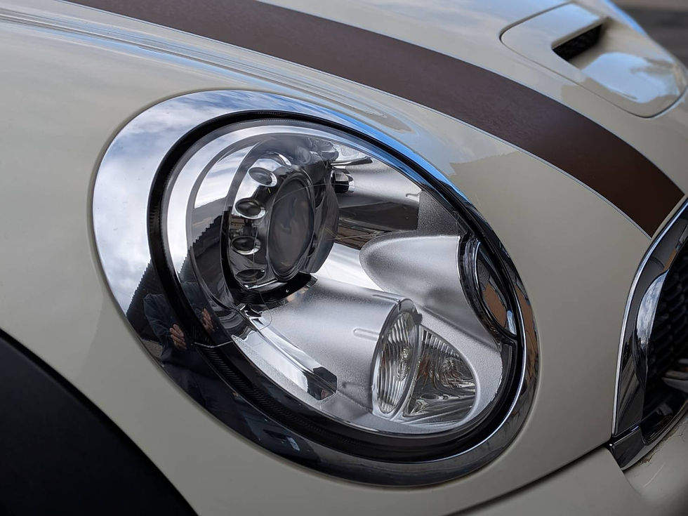 MINI(ミニ) クーパーS(R56) ヘッドライトレンズ交換/ヘッドライト殻割り/ヘッドライトレンズ黄ばみ/ヘッドライトリペア/車両持ち込み/東京都から