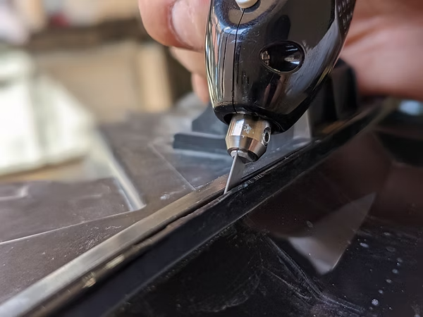 フェラーリ(FERRARI)カリフォルニア/ヘッドライトレンズ内側曇り除去/ヘッドライト殻割り/レンズ表面研磨&スチームコート/ヘッドライト単体持込施工/東京都から